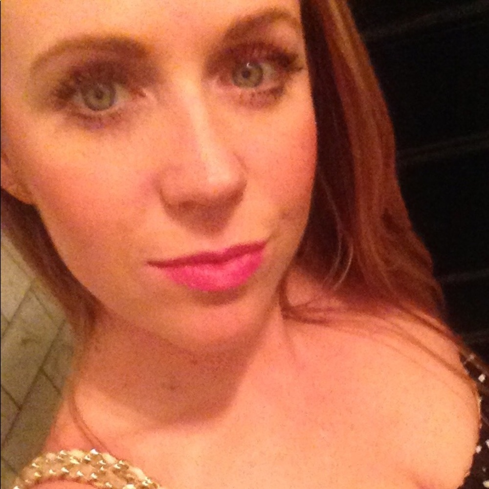 Meet your Posher, Jennifer Hewitt